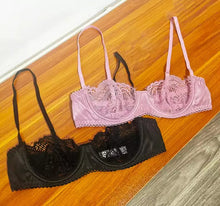 Load image into Gallery viewer, Miranda- Super Low coverage Set (Black, Pink)
