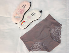 Load image into Gallery viewer, Lace Love - Seamless Panties (Black, Blue, Wine, Pink, Skin, Grey)
